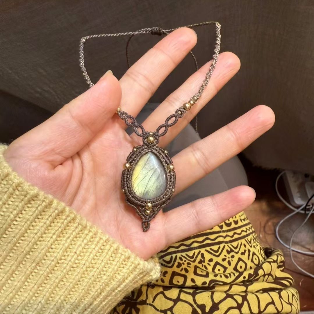 Dreamy Labradorite - Labradorite Necklace