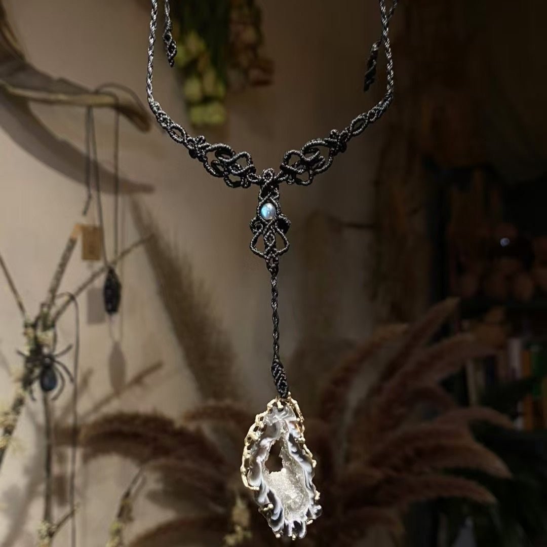 Journey to a Pure Heart - Necklace Woven with Labradorite and White Crystal Geode