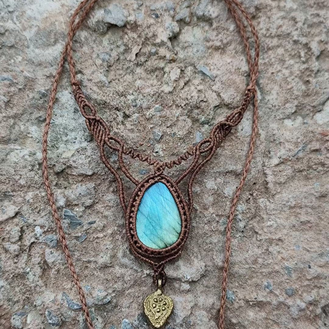 Ripples of Love - Labradorite woven necklace