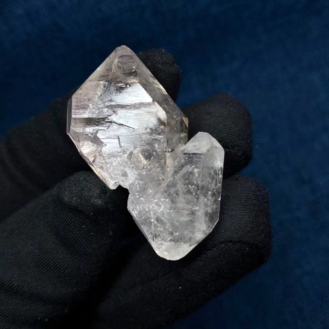 Pakistan Flash Spirit Tea Quartz Energy Rough
