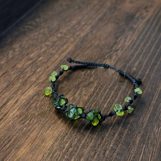 Vibrant Greenery - Peridot Woven Bracelet