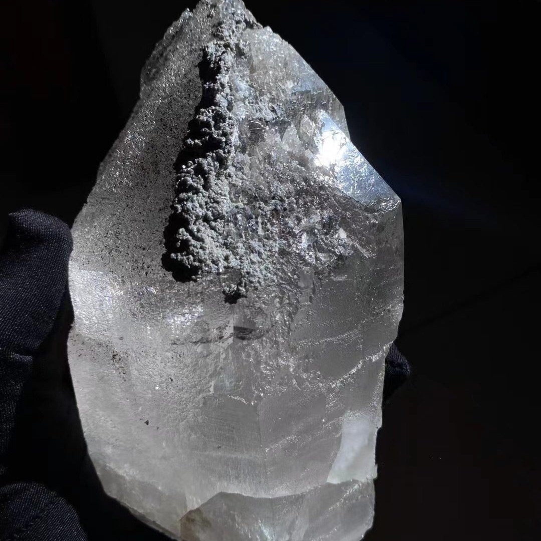 Pakistan White Crystal and Green Phantom Symbiotic Energy Rough