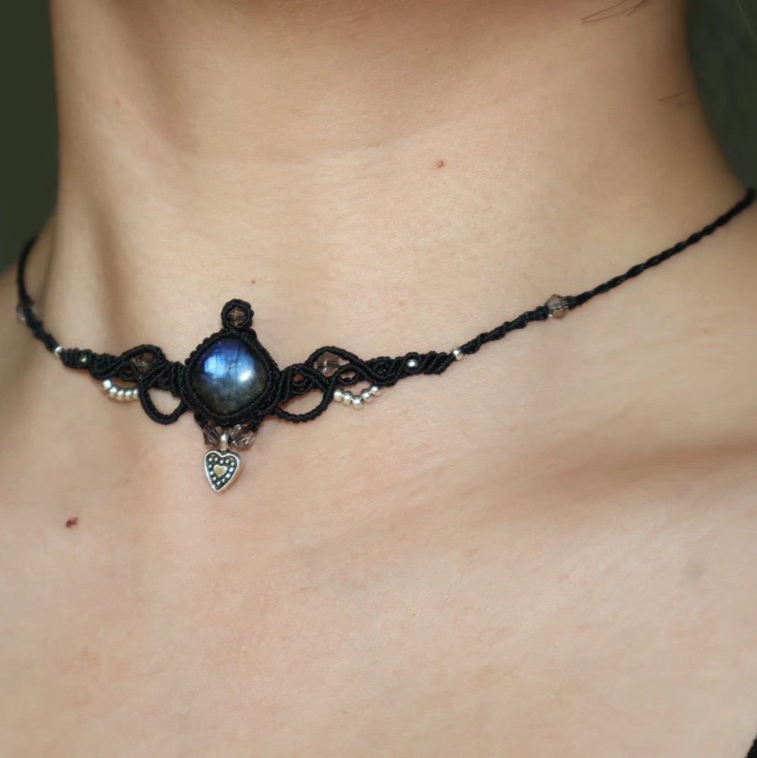 Light of Blue Dreams - Labradorite Woven Necklace"