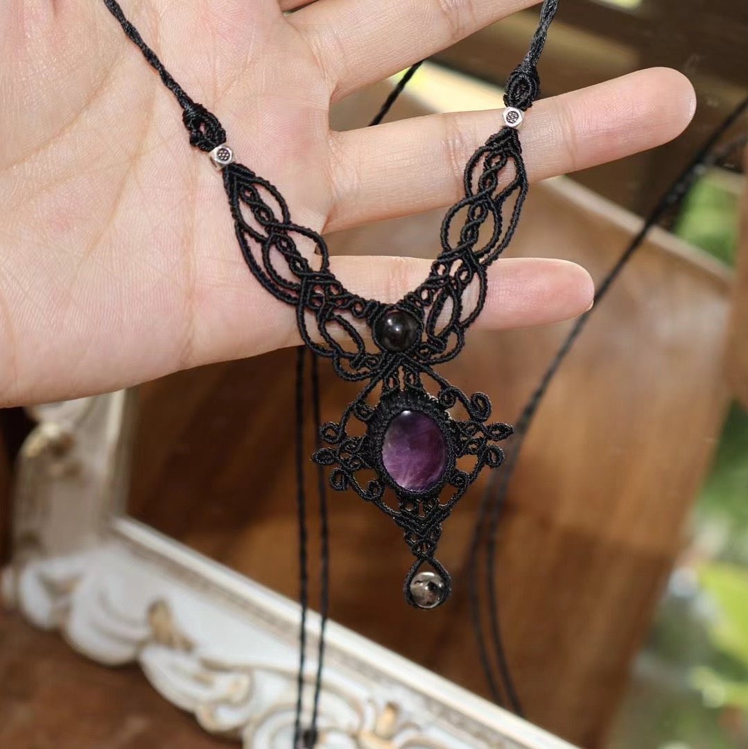 Purple Wild Breeze - Amethyst woven necklace